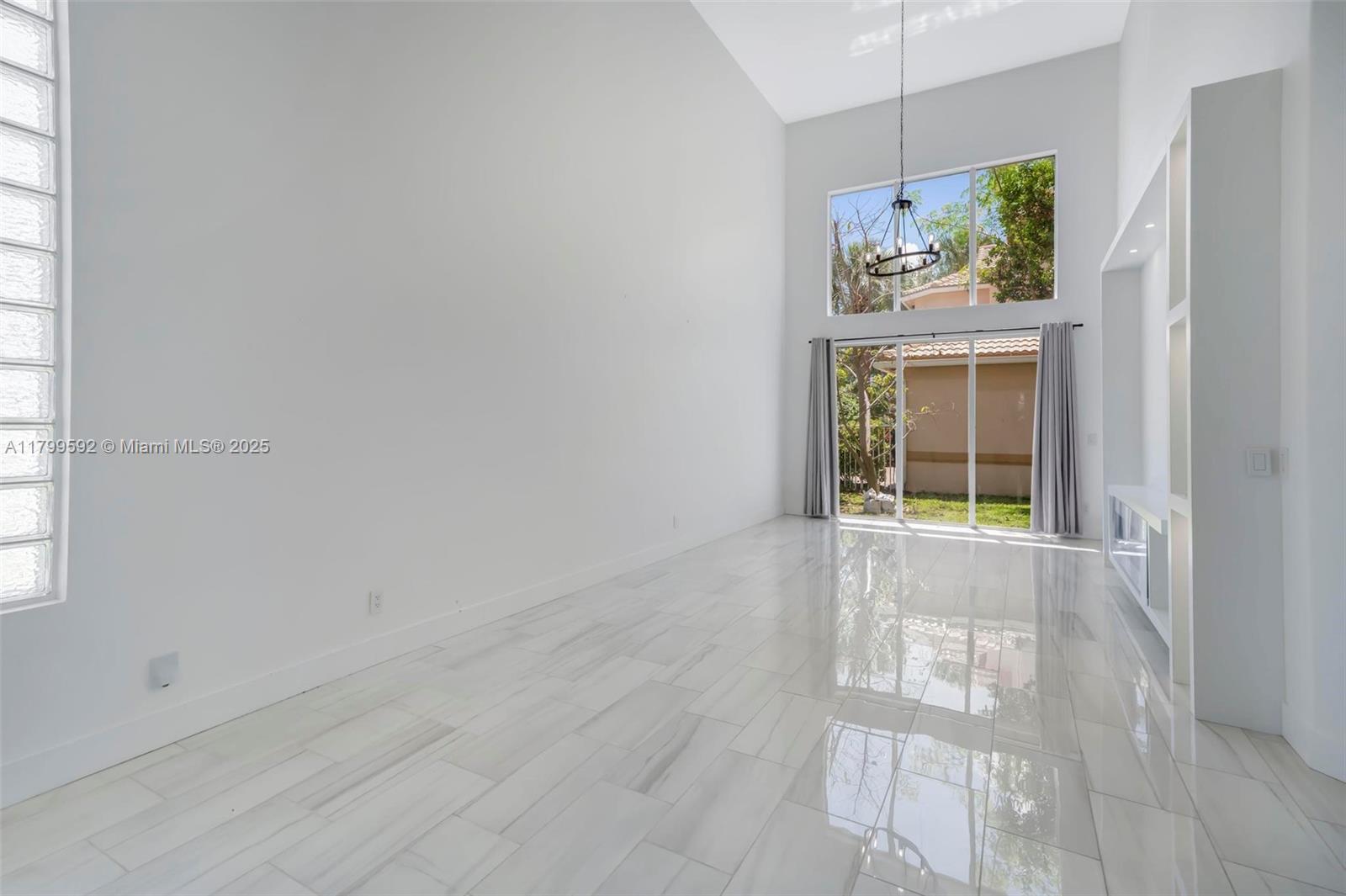 COLONY PRESERVE PUD - Residential Lease
