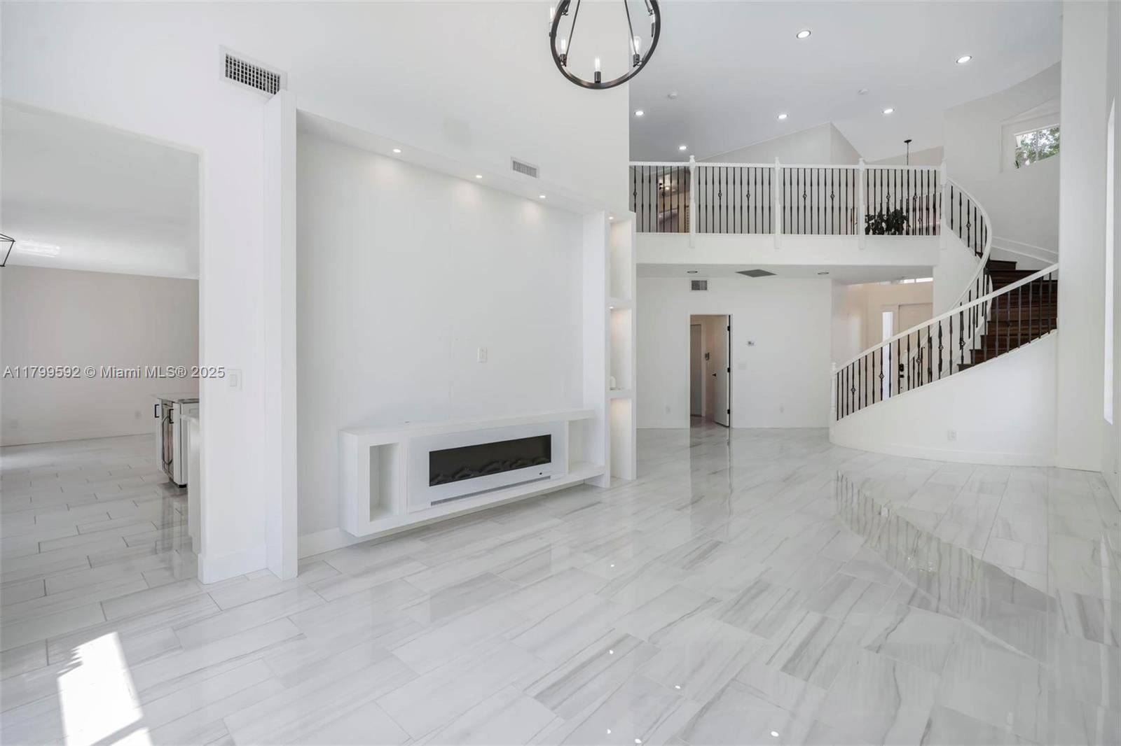 COLONY PRESERVE PUD - Residential Lease
