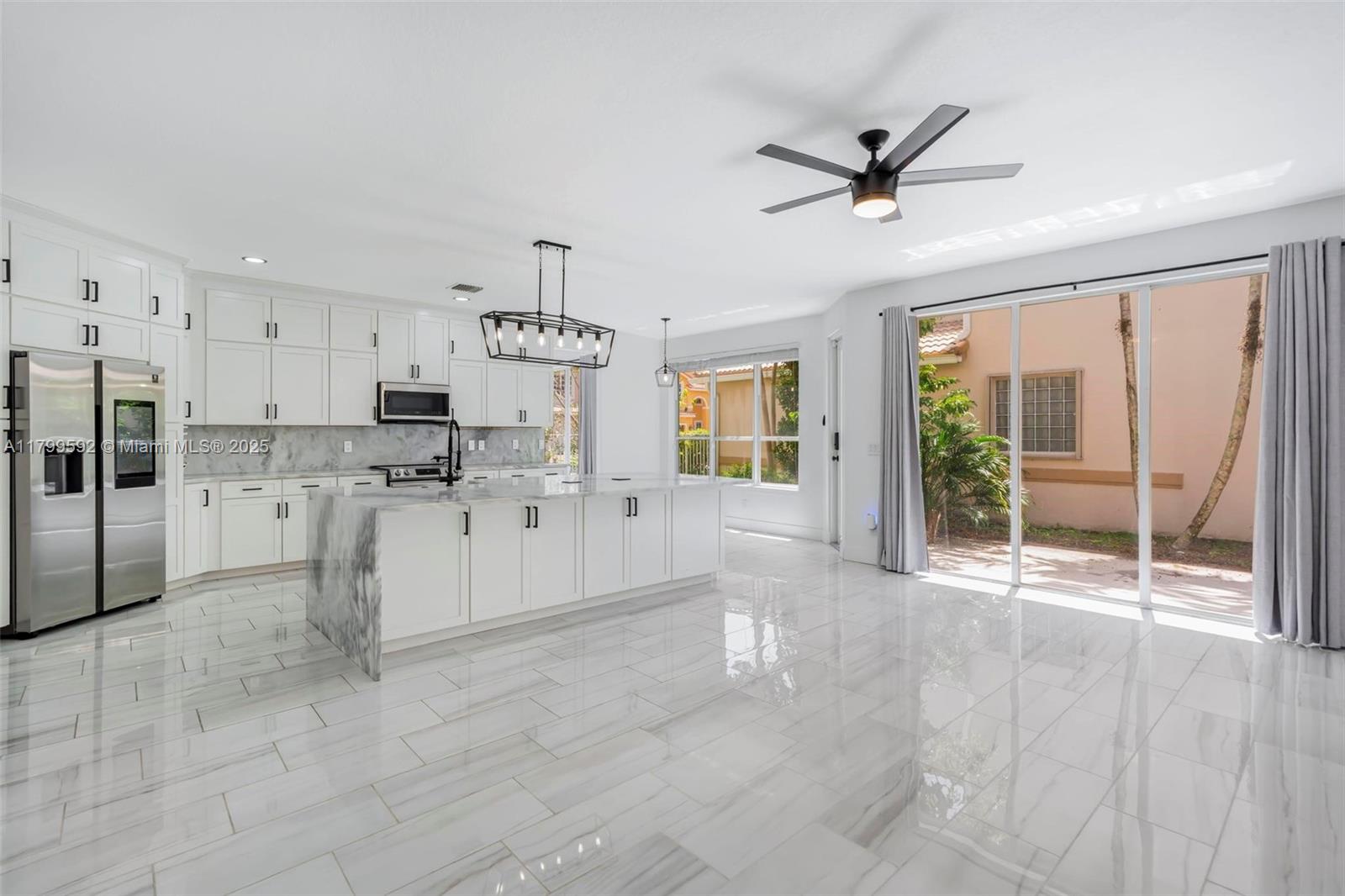 COLONY PRESERVE PUD - Residential Lease