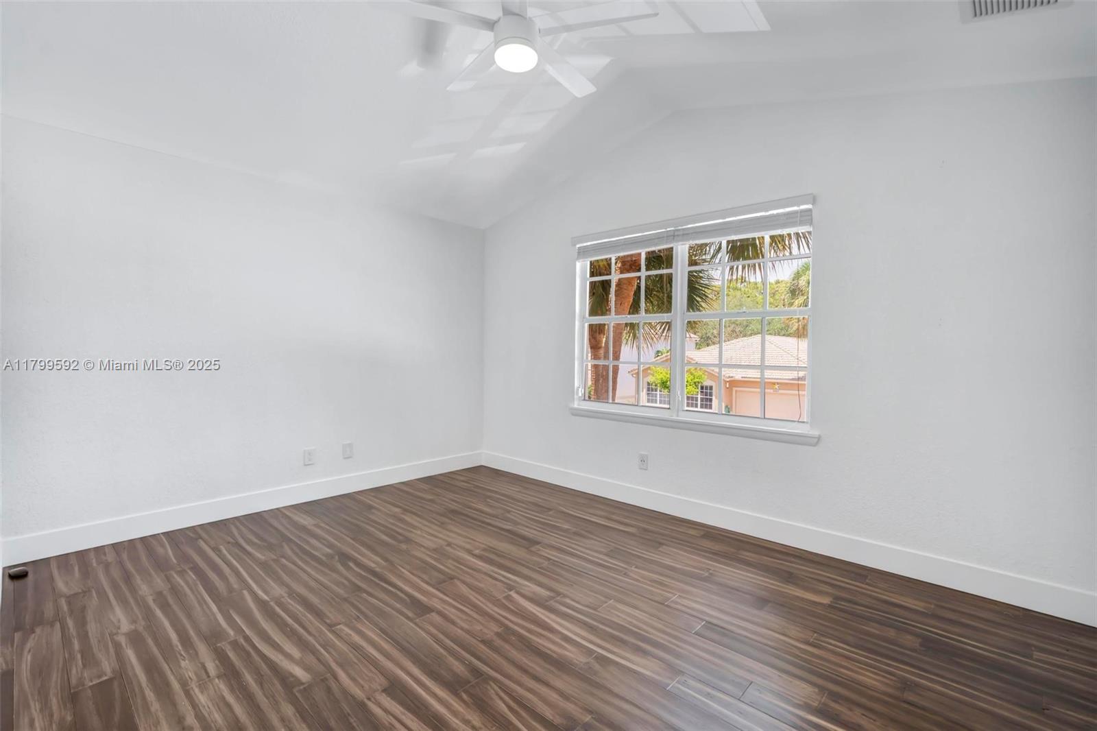 COLONY PRESERVE PUD - Residential Lease