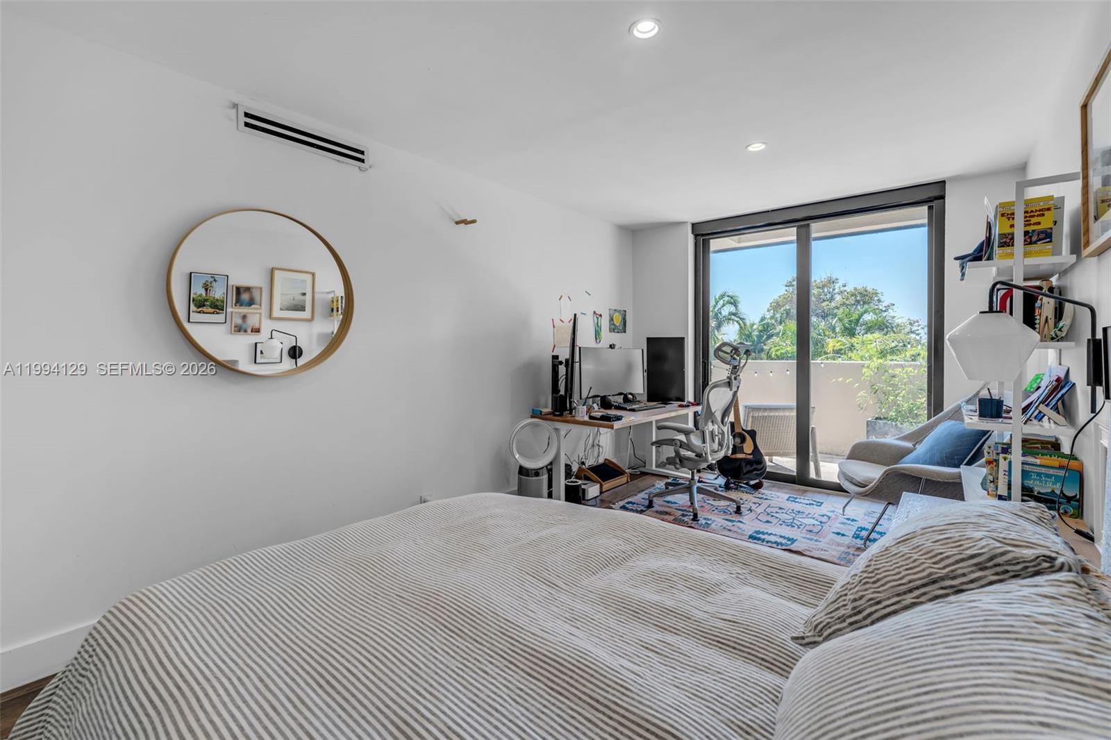 THE EMERALDBAY @ KEY COLO - Residential