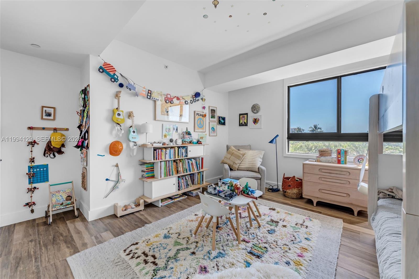 THE EMERALDBAY @ KEY COLO - Residential