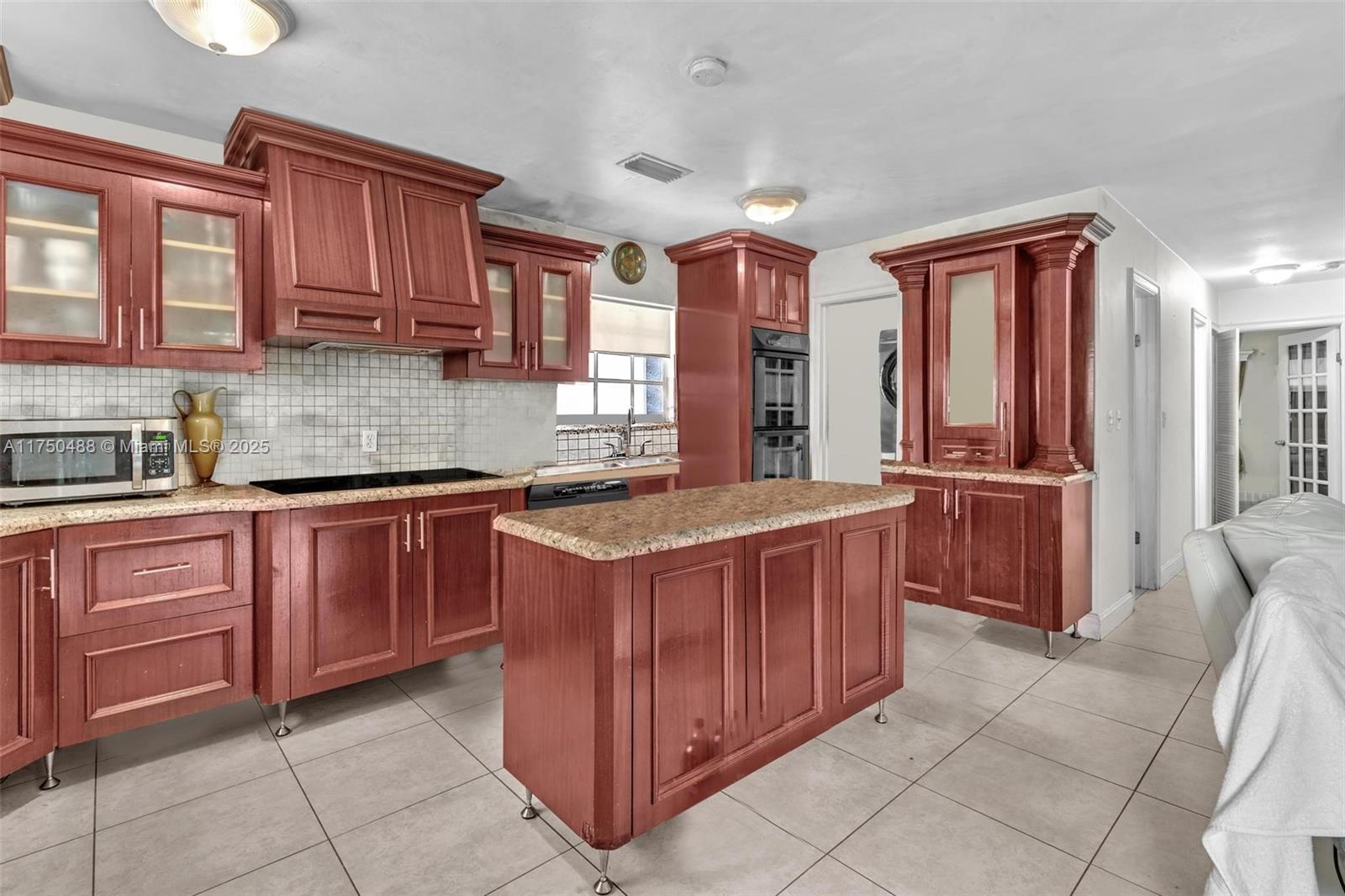 BILTMORE PK - Residential