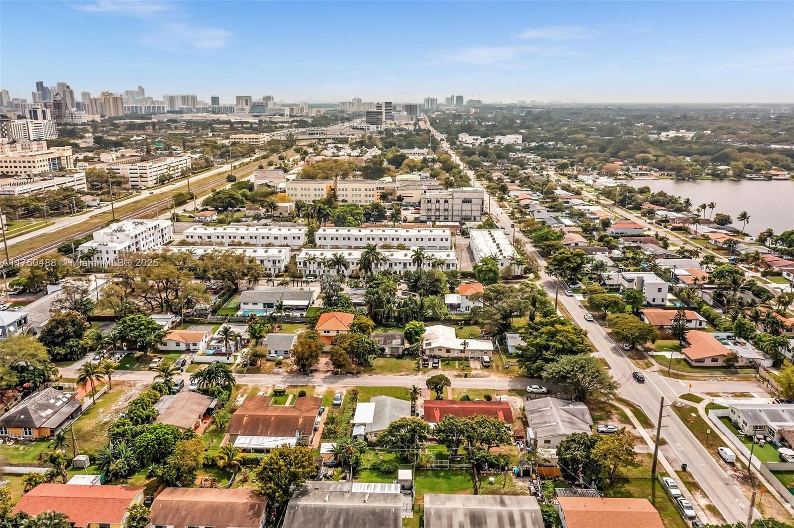 BILTMORE PK - Residential