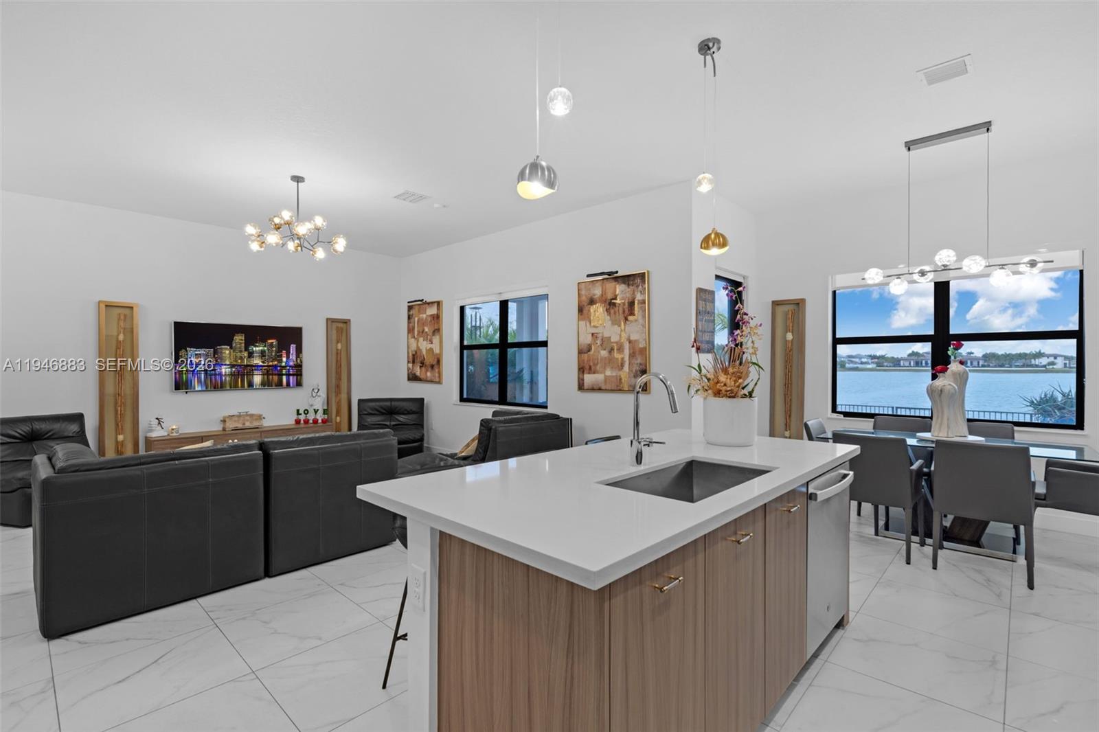 TUSCAN ISLES - Residential