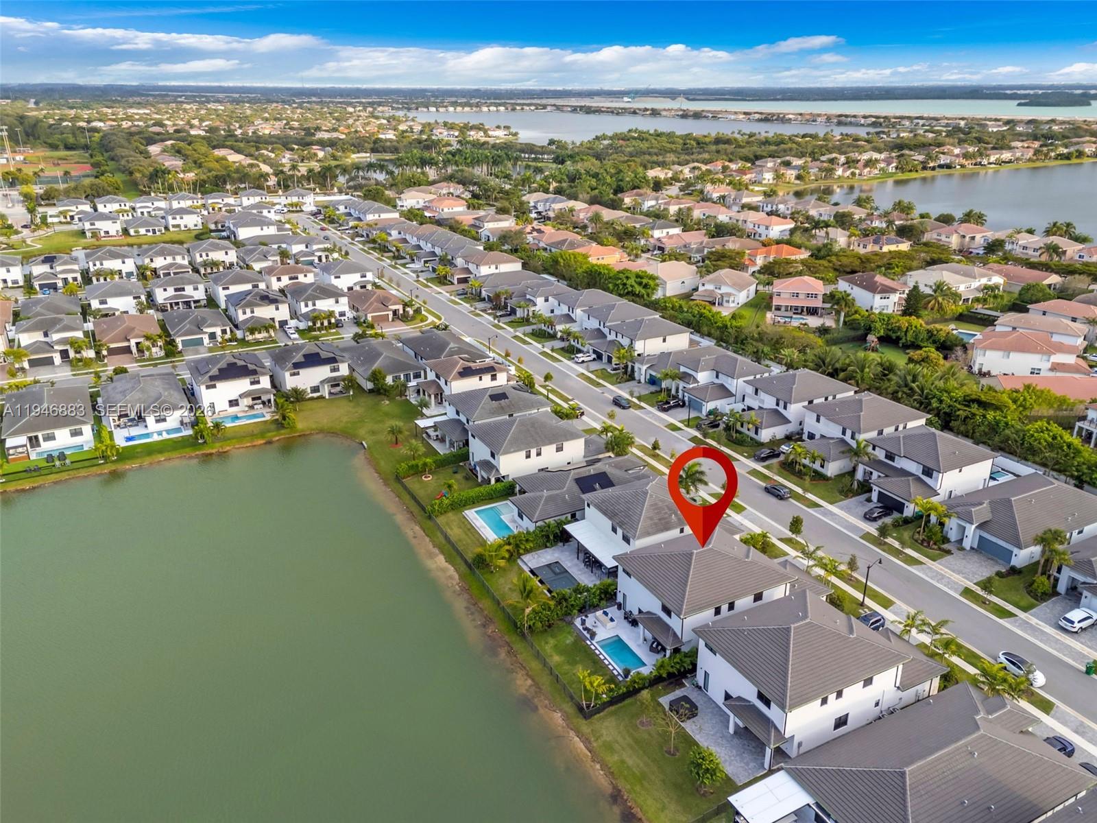 TUSCAN ISLES - Residential