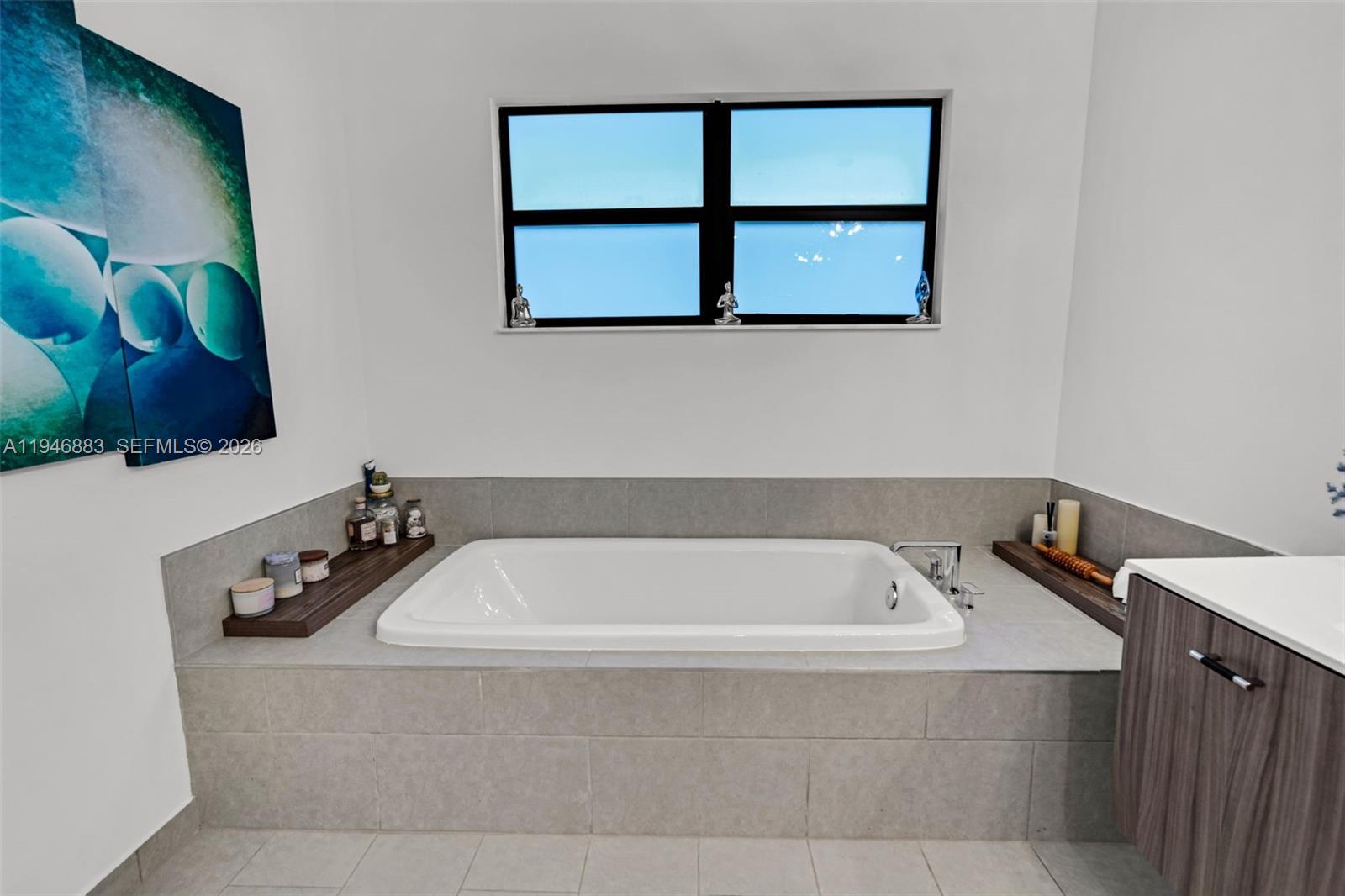 TUSCAN ISLES - Residential