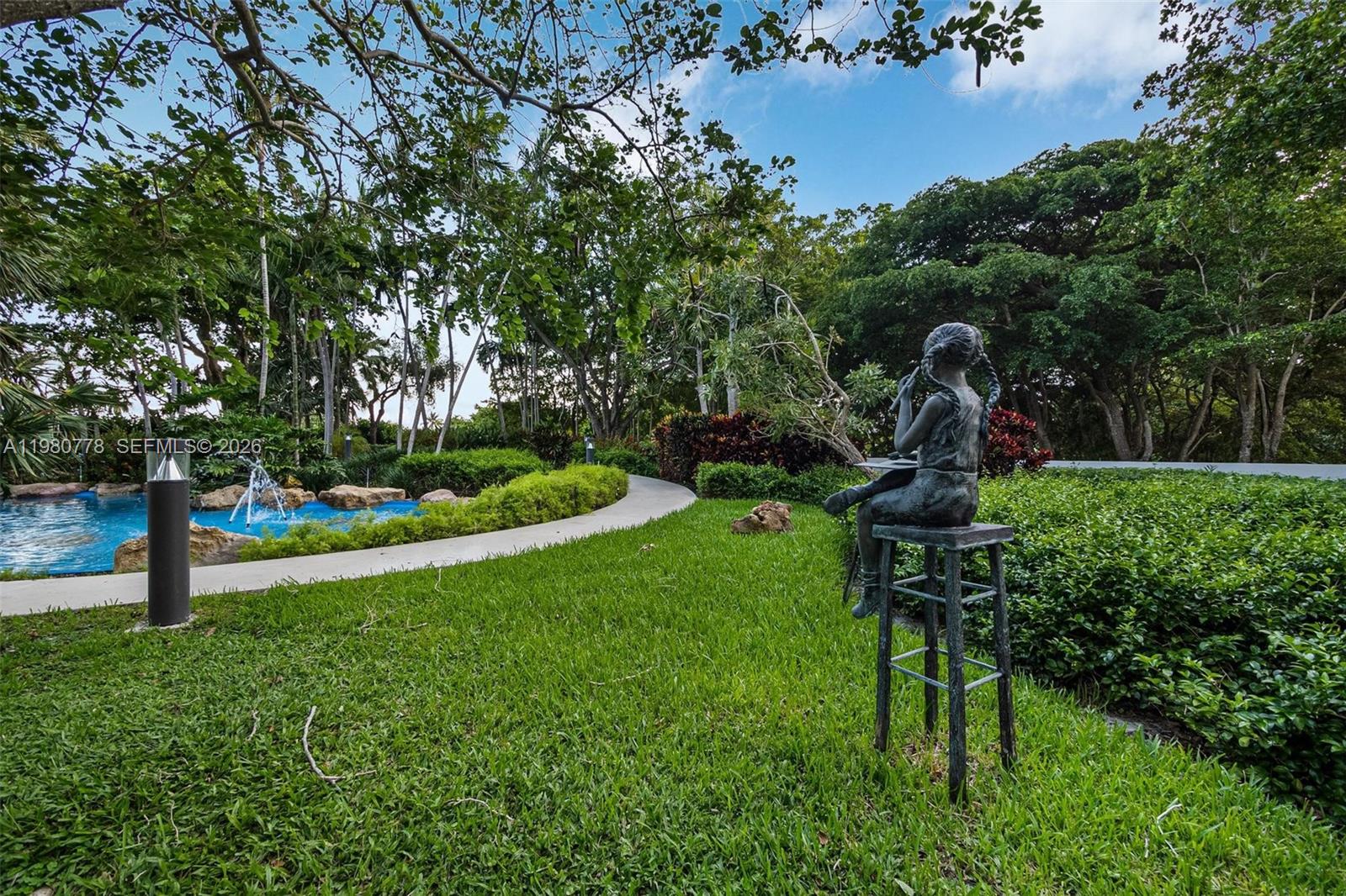 TOWERS OF QUAYSIDE CONDO - Residential Lease