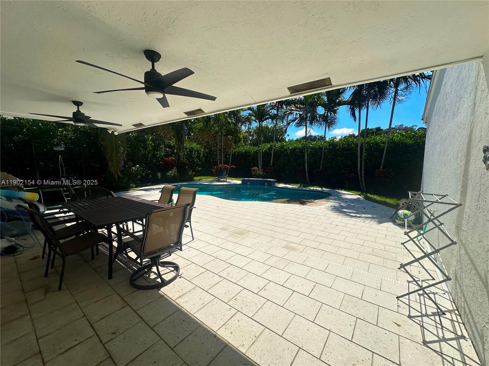 CALUSA RIDGE - Residential