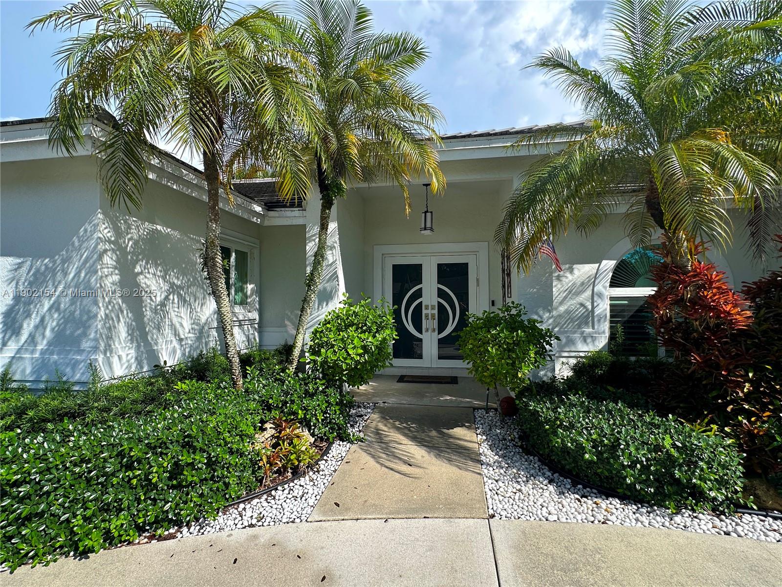 CALUSA RIDGE - Residential