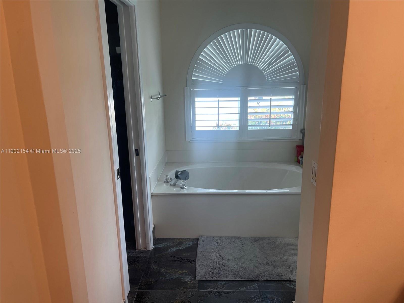 CALUSA RIDGE - Residential