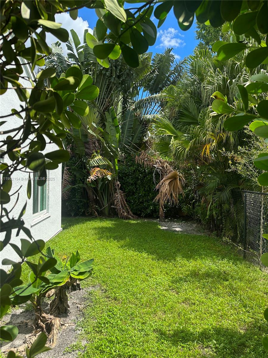 CALUSA RIDGE - Residential