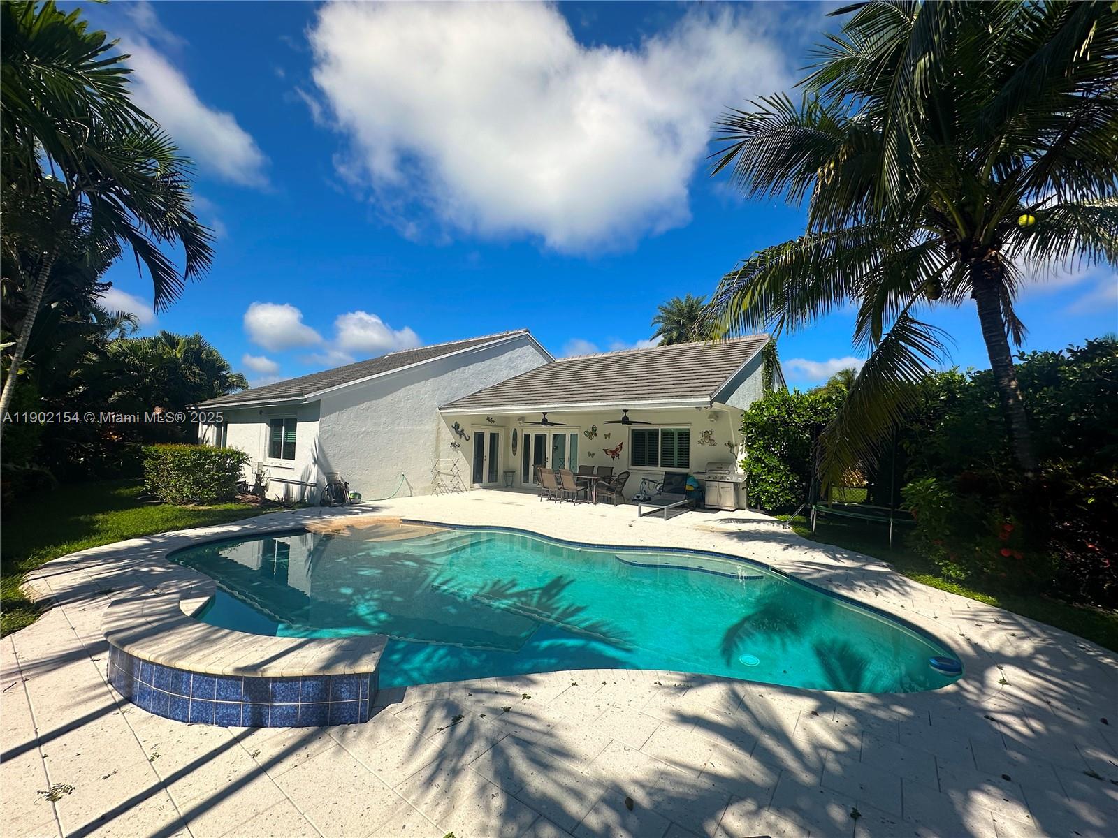 CALUSA RIDGE - Residential