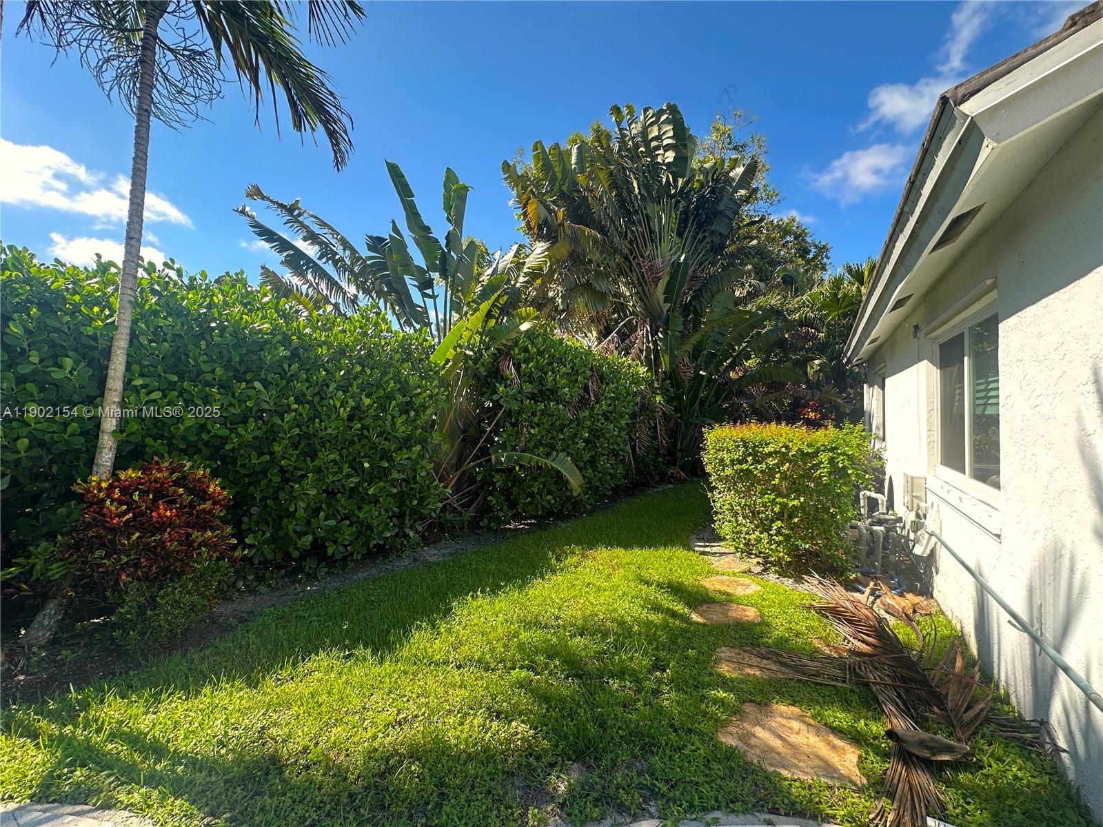 CALUSA RIDGE - Residential