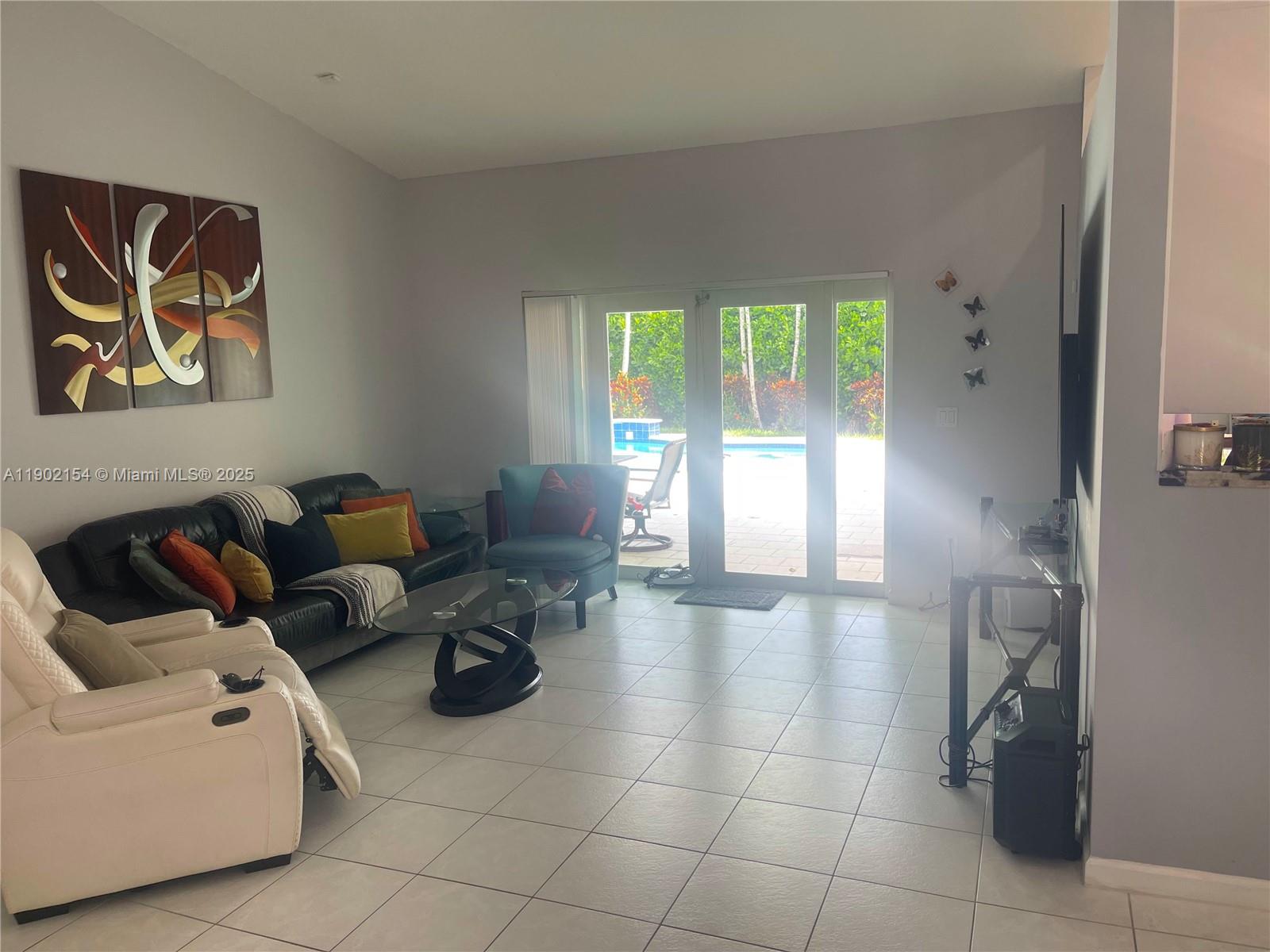 CALUSA RIDGE - Residential