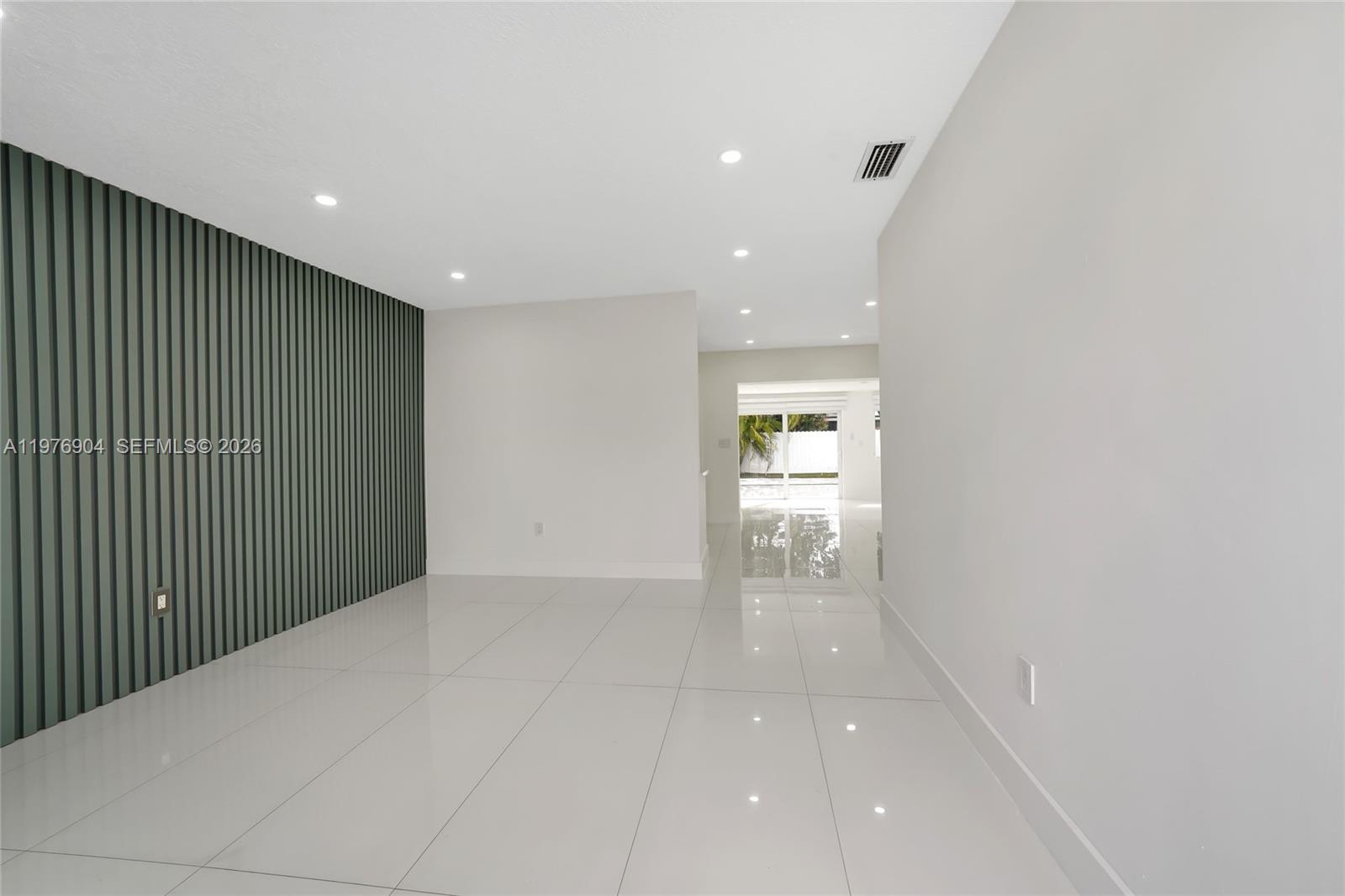 PALM SPRINGS ESTS 4TH ADD - Residential