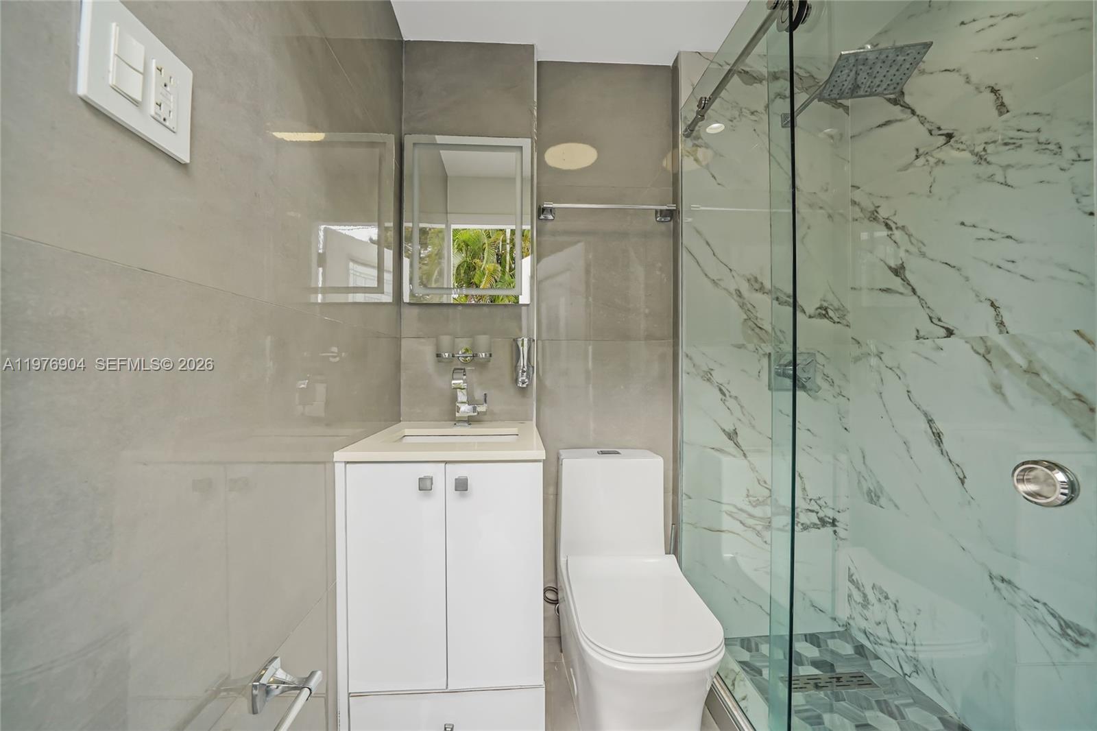 PALM SPRINGS ESTS 4TH ADD - Residential