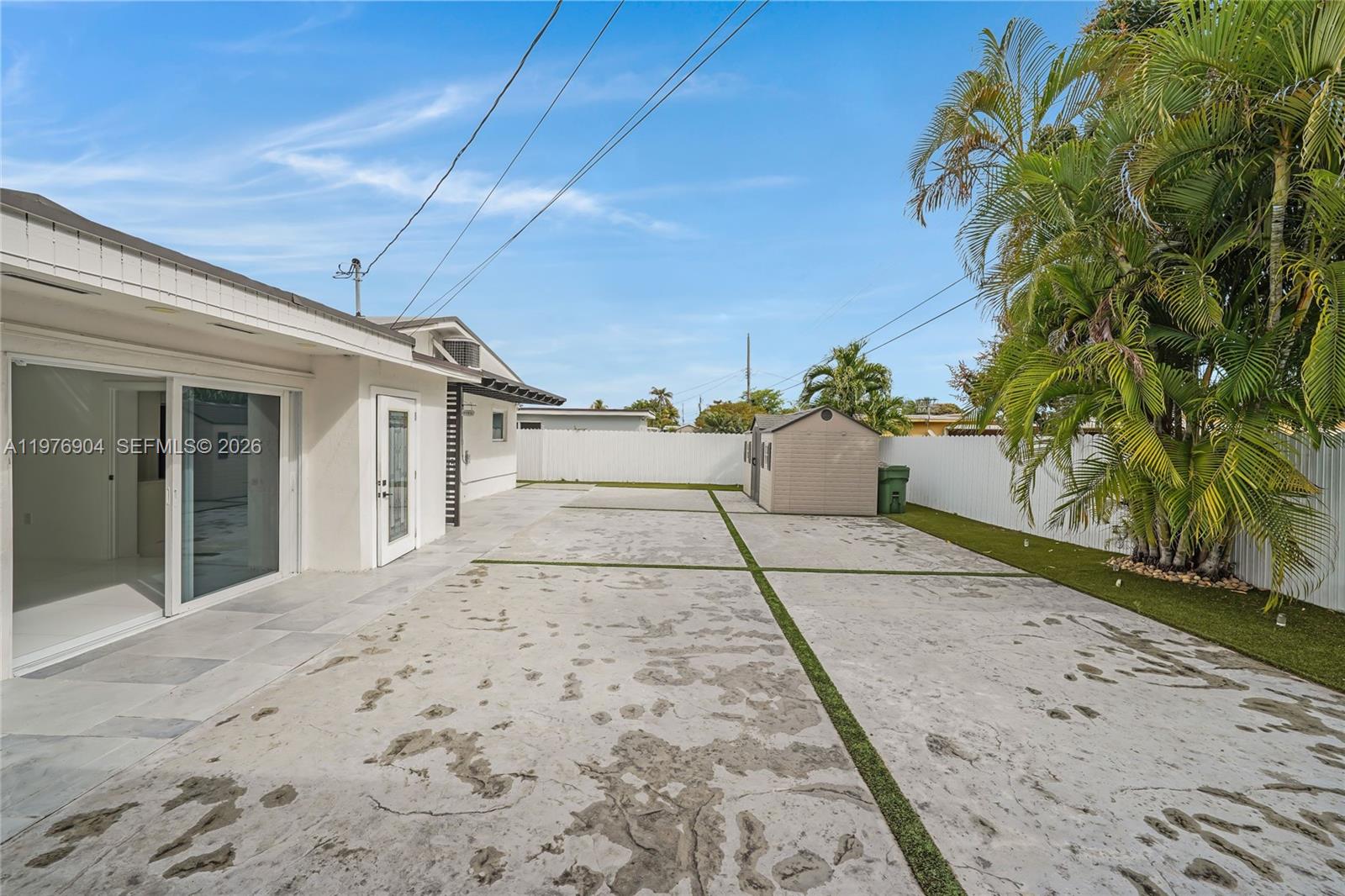 PALM SPRINGS ESTS 4TH ADD - Residential