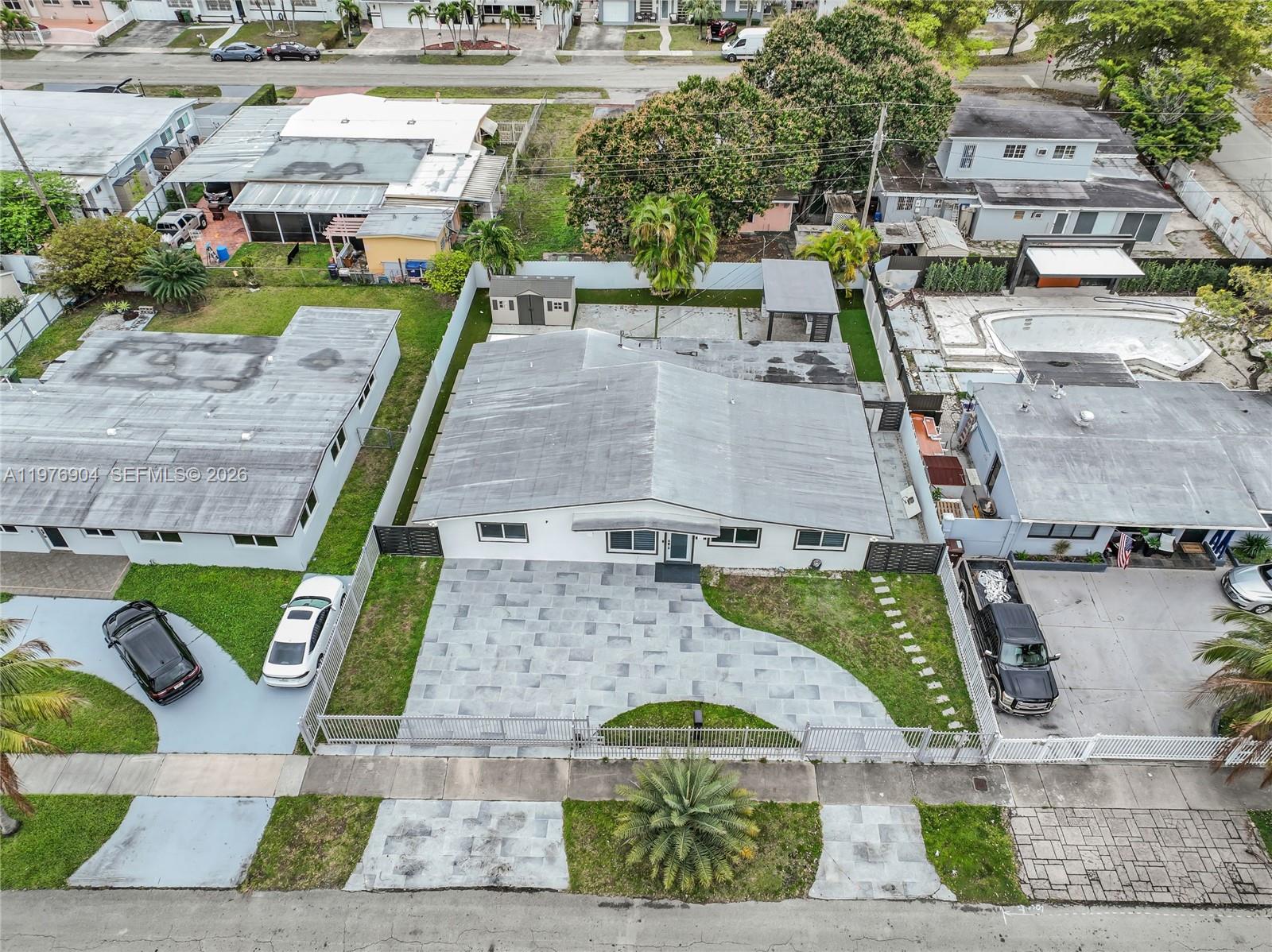 PALM SPRINGS ESTS 4TH ADD - Residential