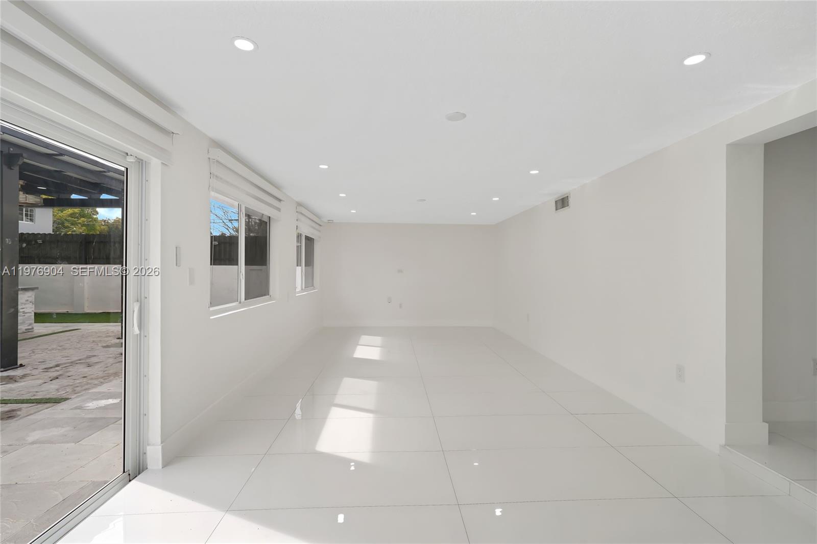 PALM SPRINGS ESTS 4TH ADD - Residential