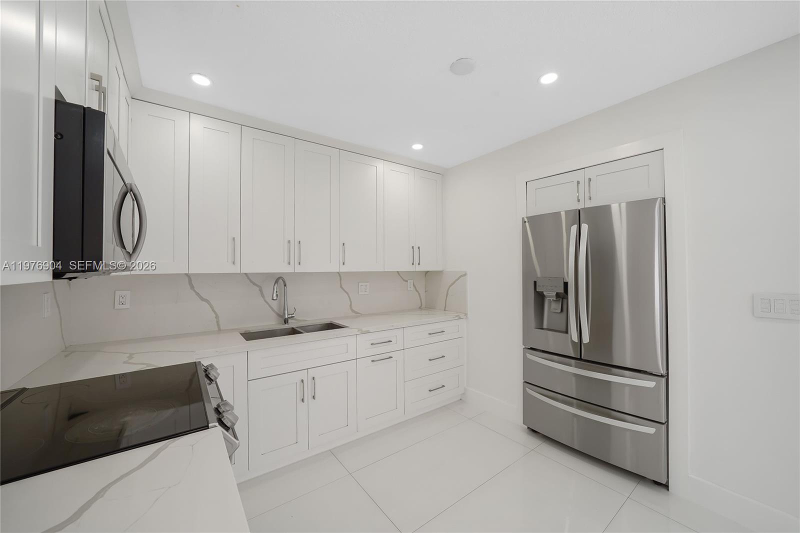 PALM SPRINGS ESTS 4TH ADD - Residential