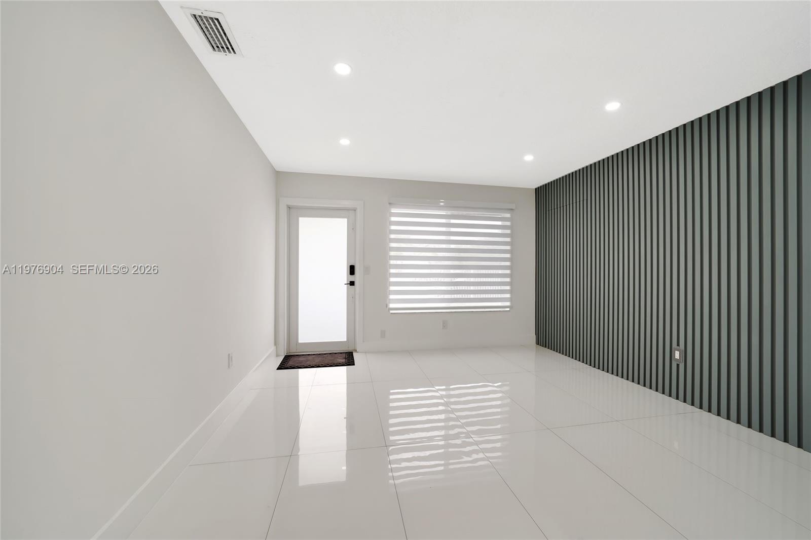 PALM SPRINGS ESTS 4TH ADD - Residential