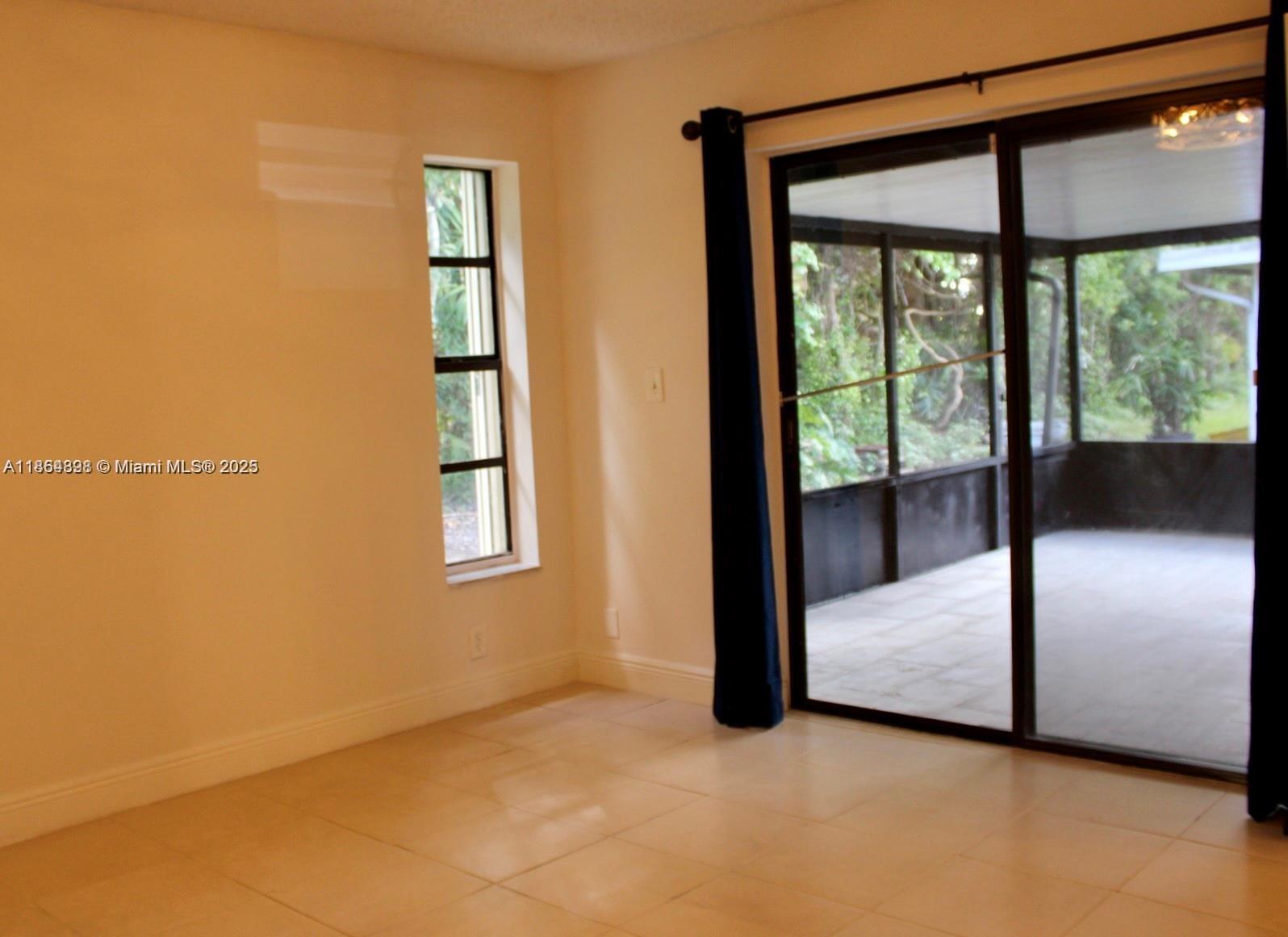 SUMMIT PINES UNIT 4 - Residential Lease