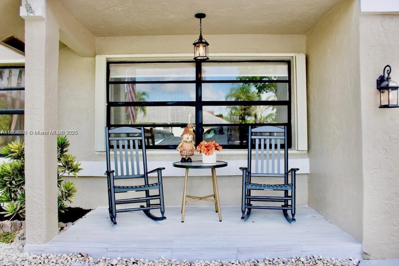 SUMMIT PINES UNIT 4 - Residential Lease