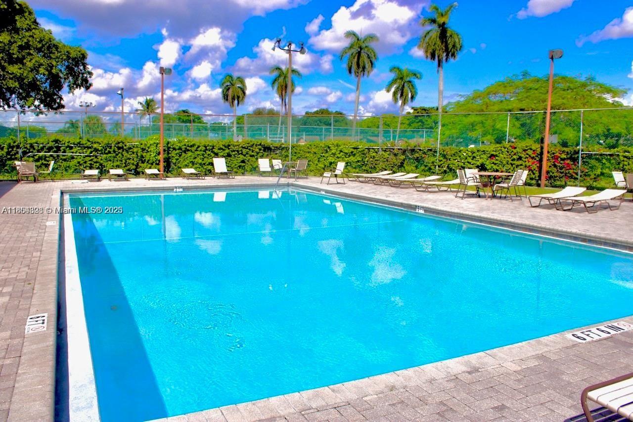 SUMMIT PINES UNIT 4 - Residential Lease
