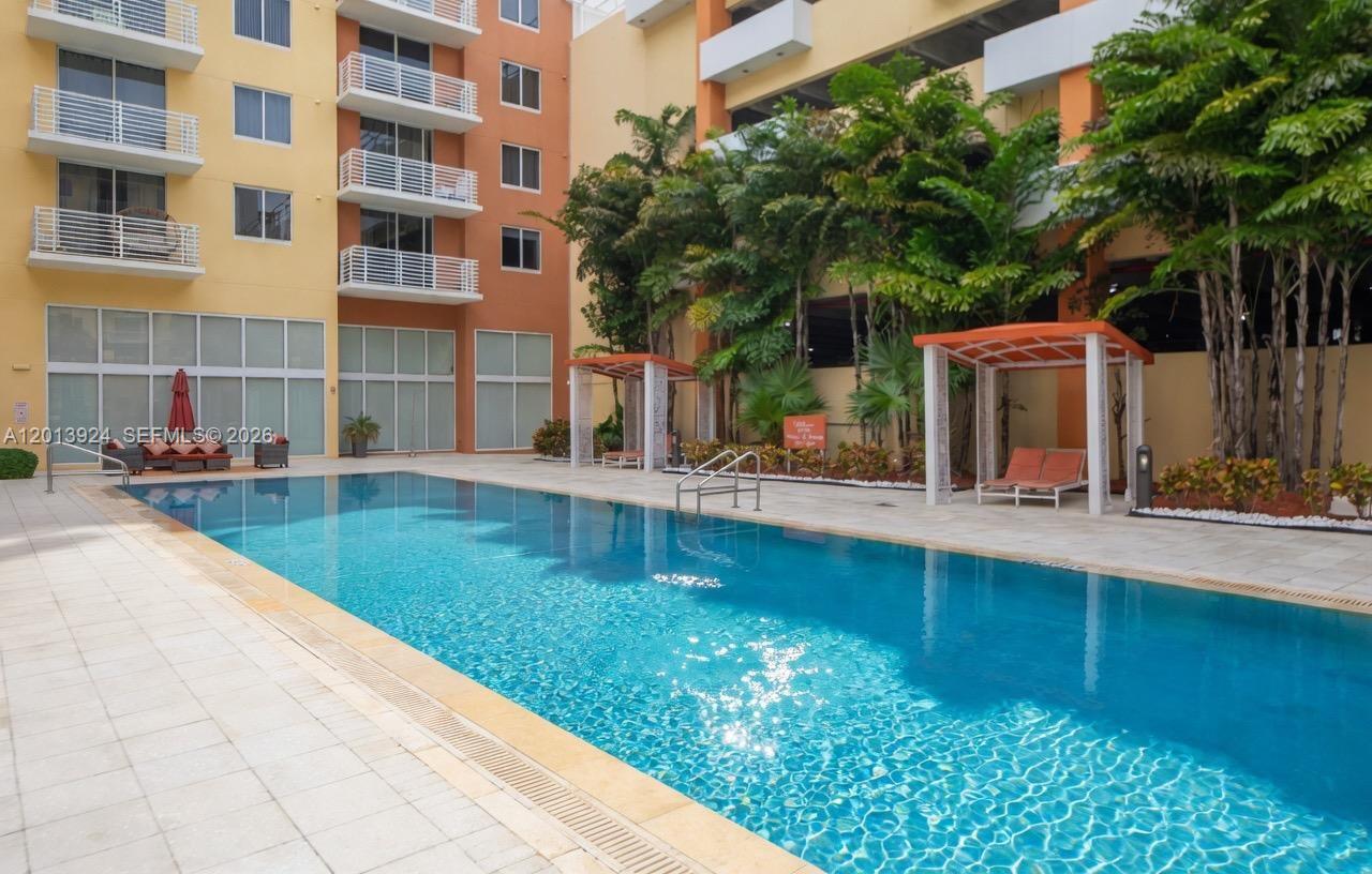 VENTURE AT AVENTURA WEST - Residential