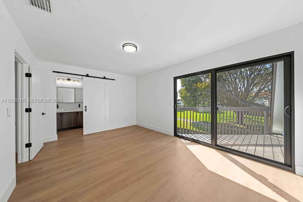 JUNIPER AT THE HAMMOCKS - Residential