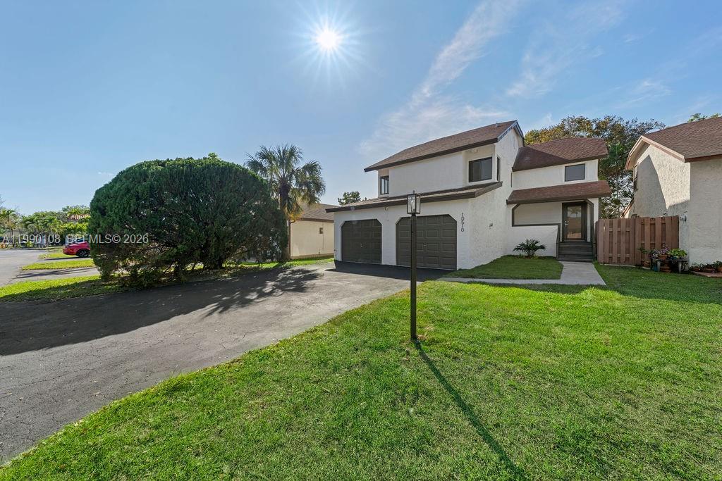 JUNIPER AT THE HAMMOCKS - Residential