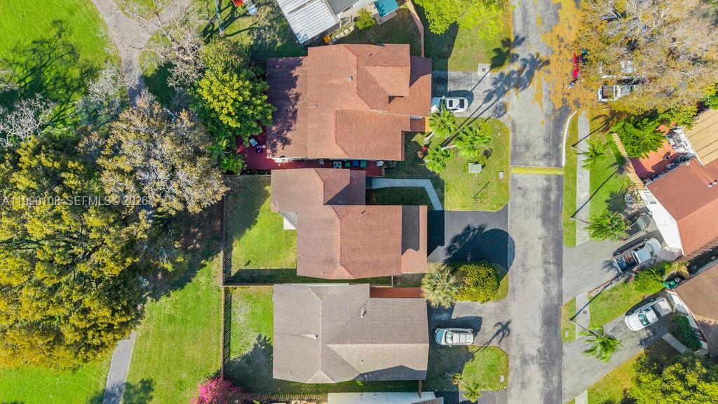 JUNIPER AT THE HAMMOCKS - Residential