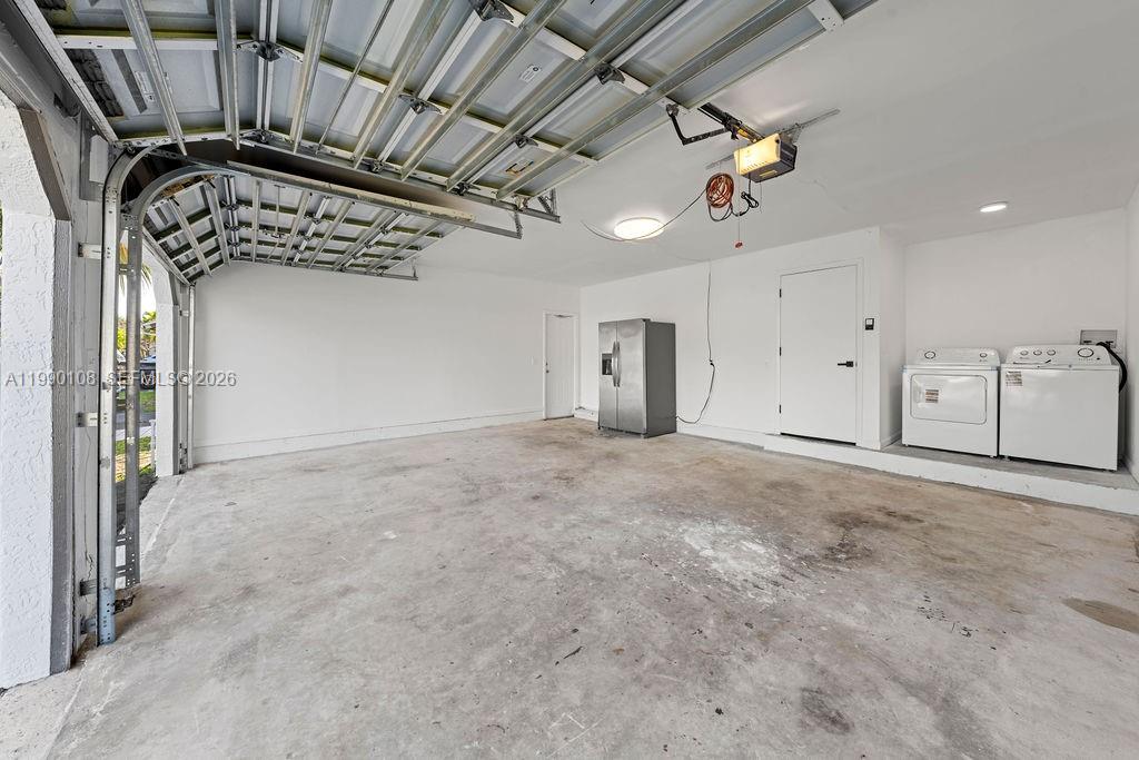 JUNIPER AT THE HAMMOCKS - Residential