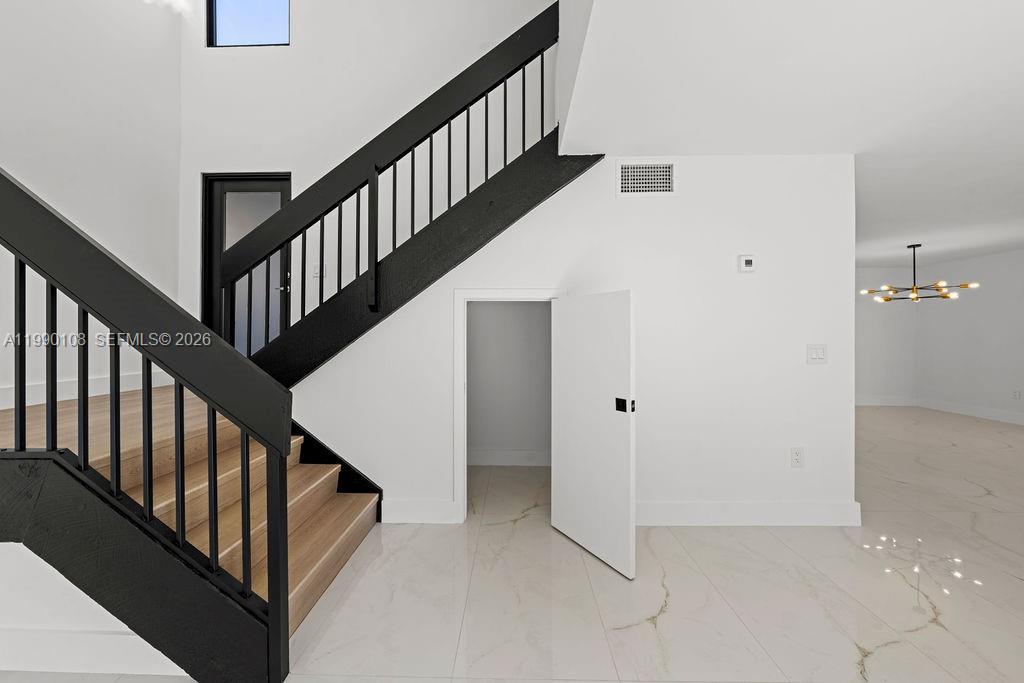 JUNIPER AT THE HAMMOCKS - Residential