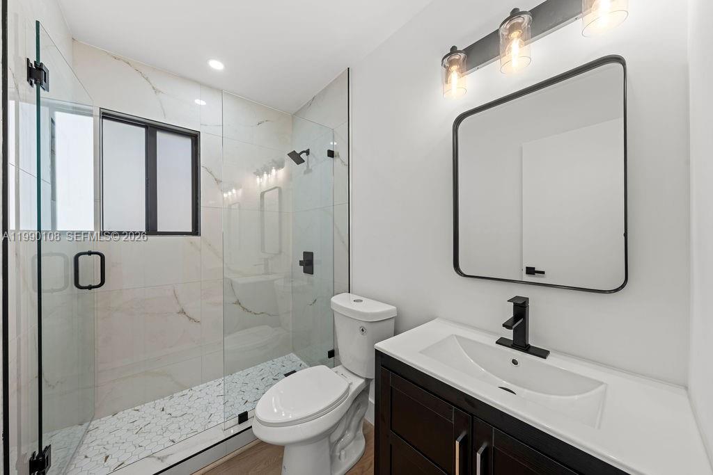 JUNIPER AT THE HAMMOCKS - Residential