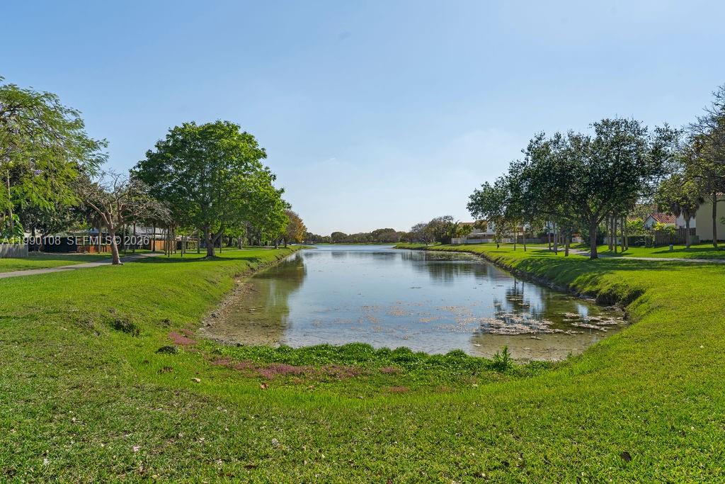 JUNIPER AT THE HAMMOCKS - Residential
