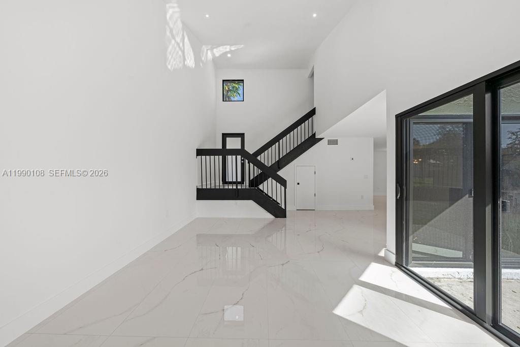 JUNIPER AT THE HAMMOCKS - Residential