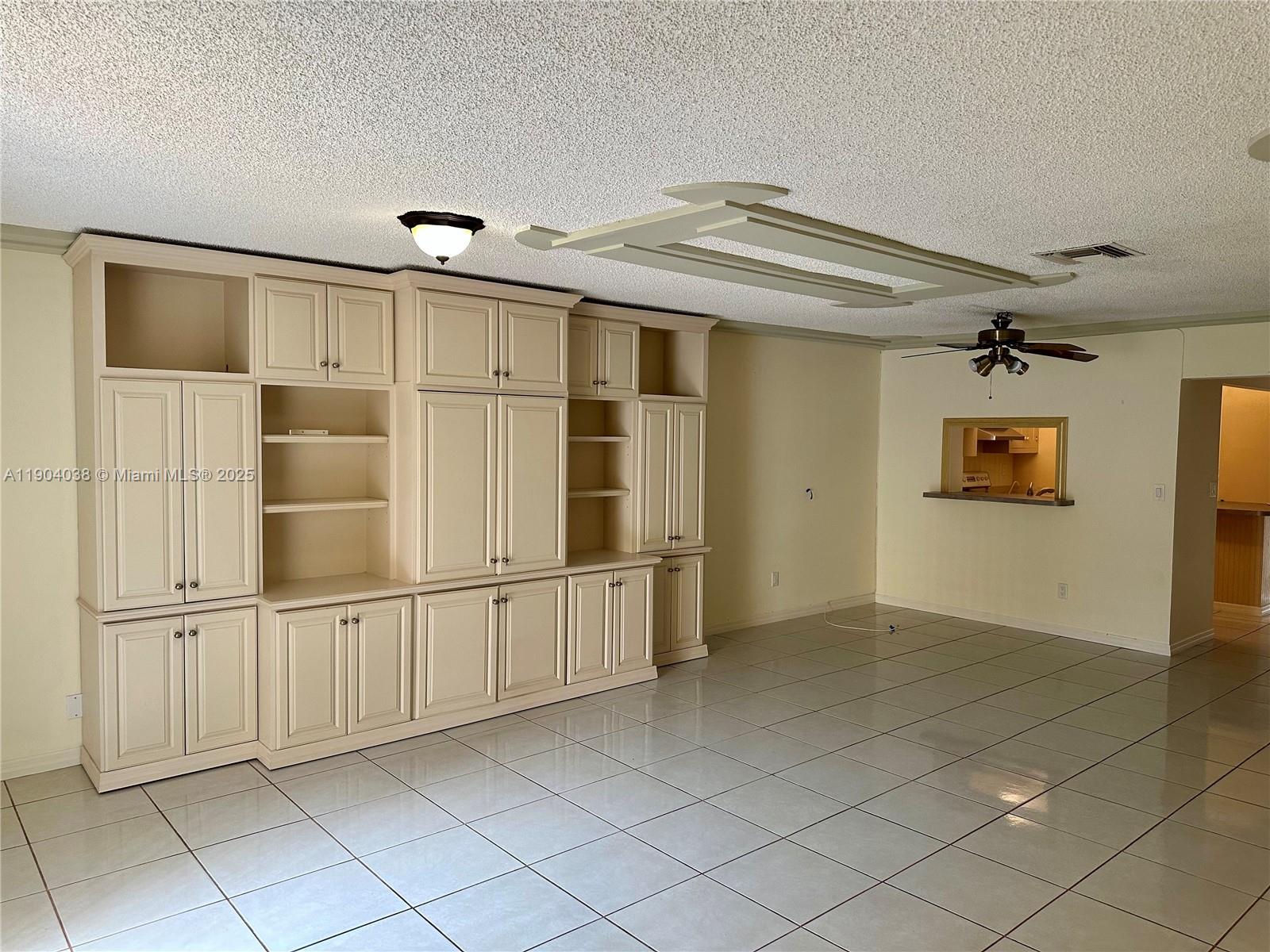 TARACOMA TOWNHOMES CONDO - Residential