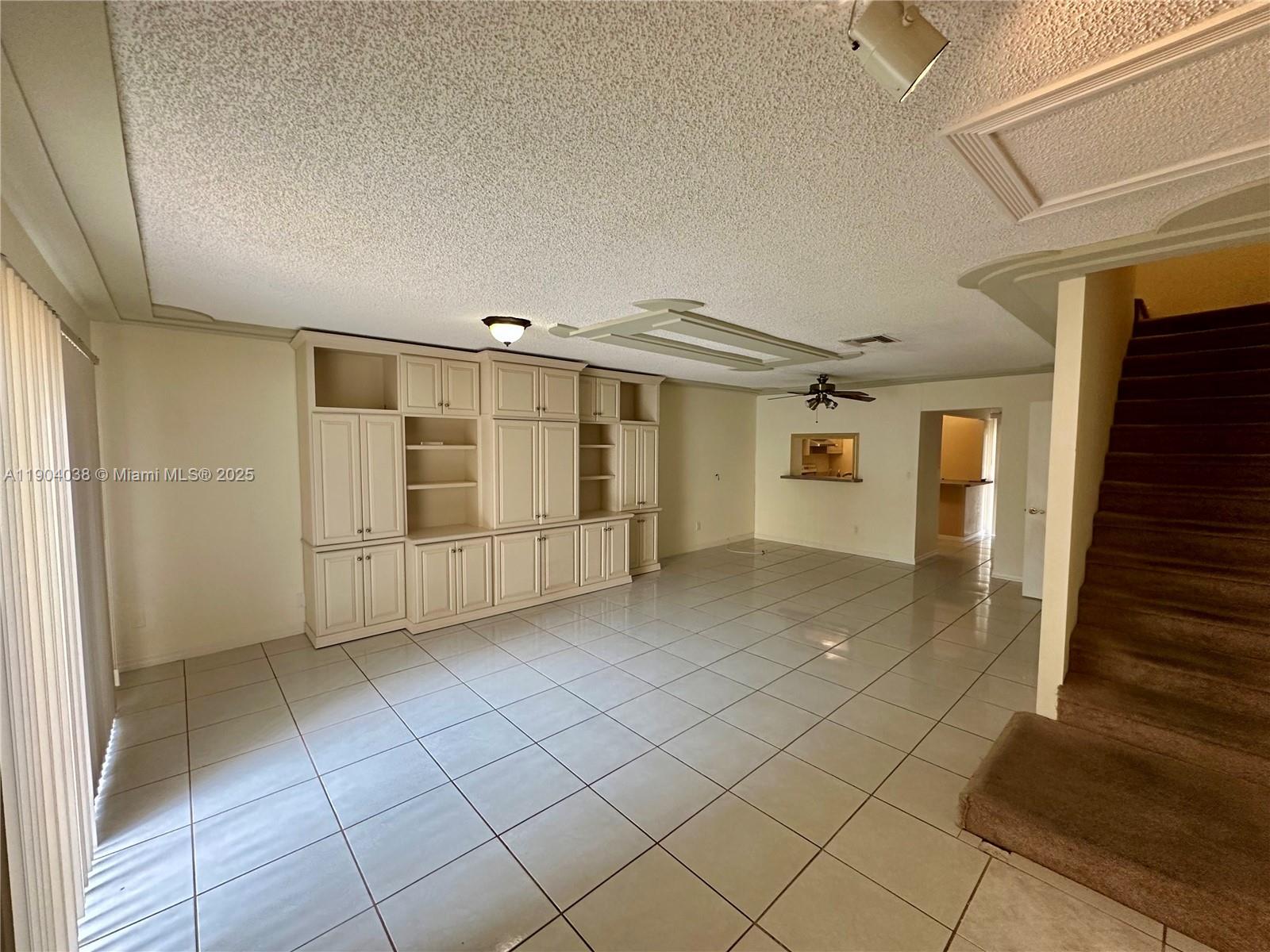 TARACOMA TOWNHOMES CONDO - Residential