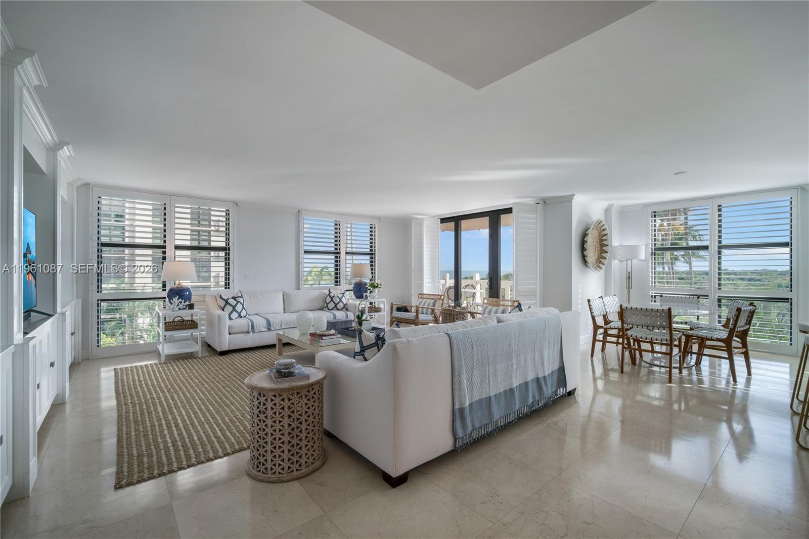 TOWERS OF KEY BISCAYNE CO - Residential