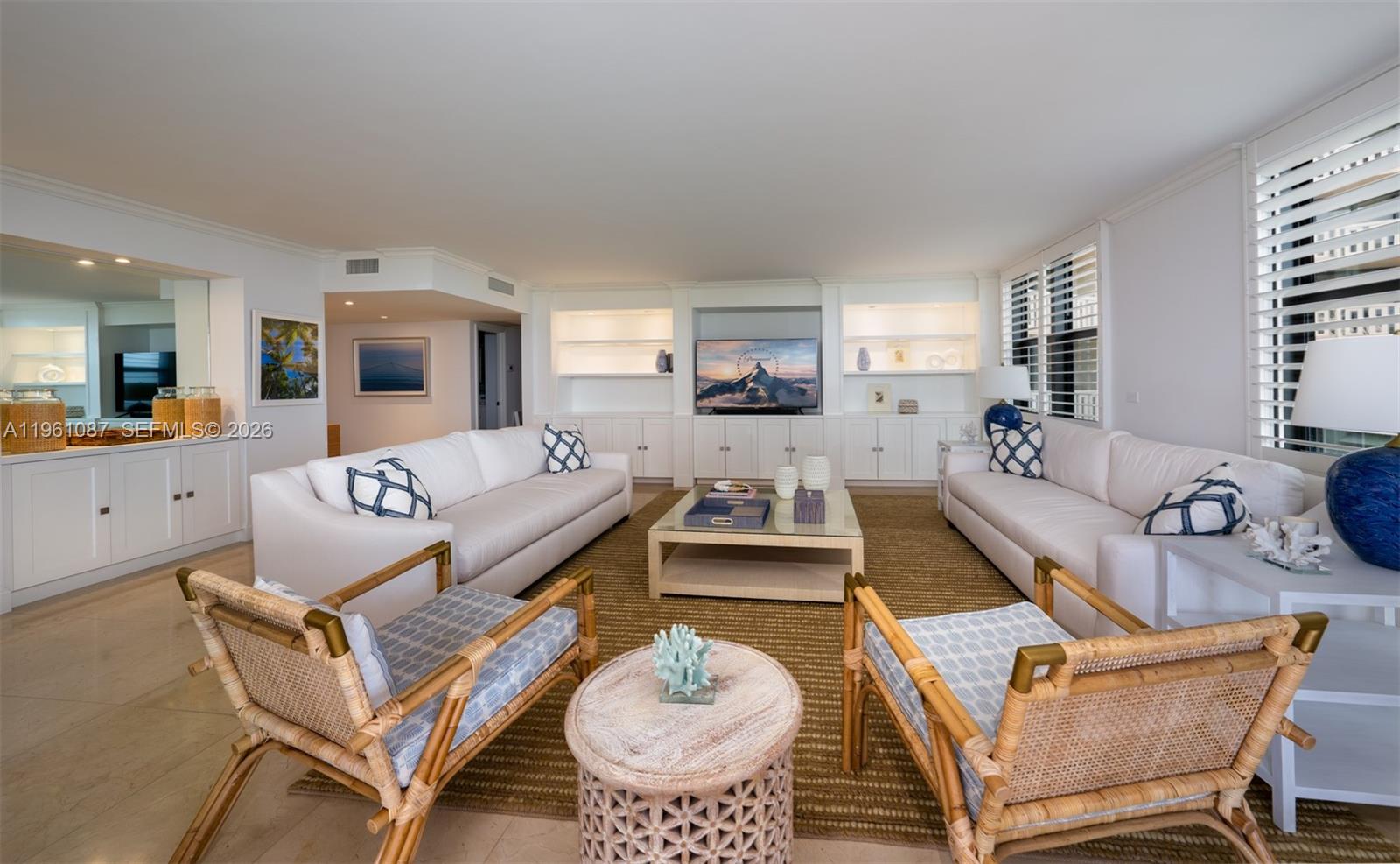 TOWERS OF KEY BISCAYNE CO - Residential