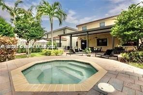 VENETIAN PARC WEST - Residential