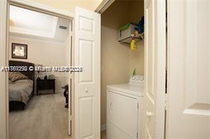 VENETIAN PARC WEST - Residential