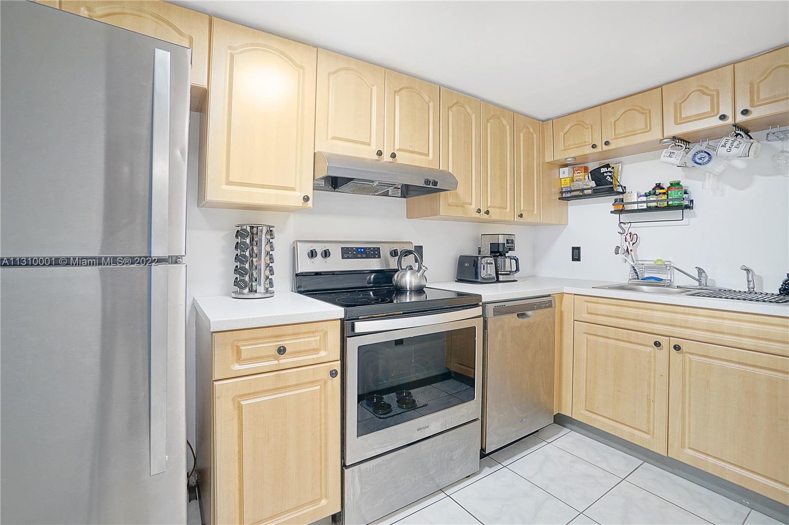 THE CITADEL CONDO - Residential