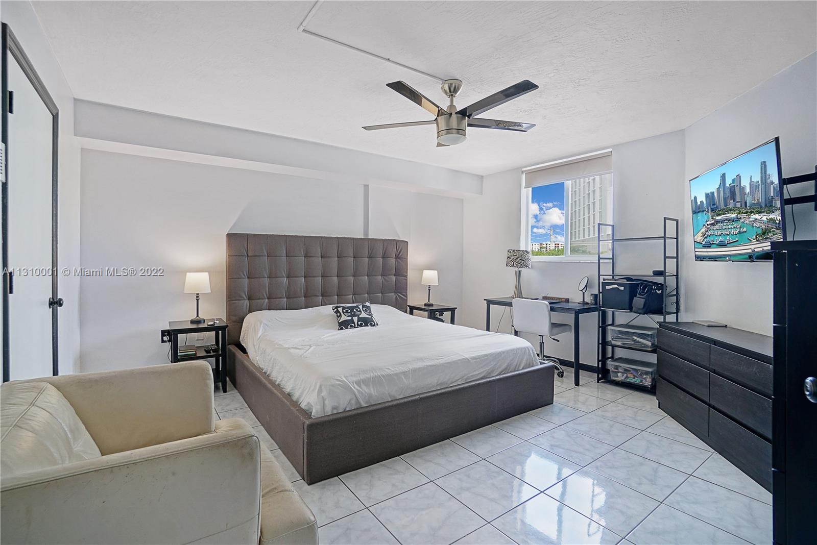 THE CITADEL CONDO - Residential