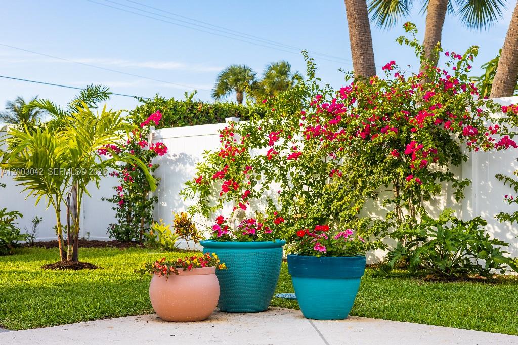 THUMB POINT SUBDIVISION - Residential