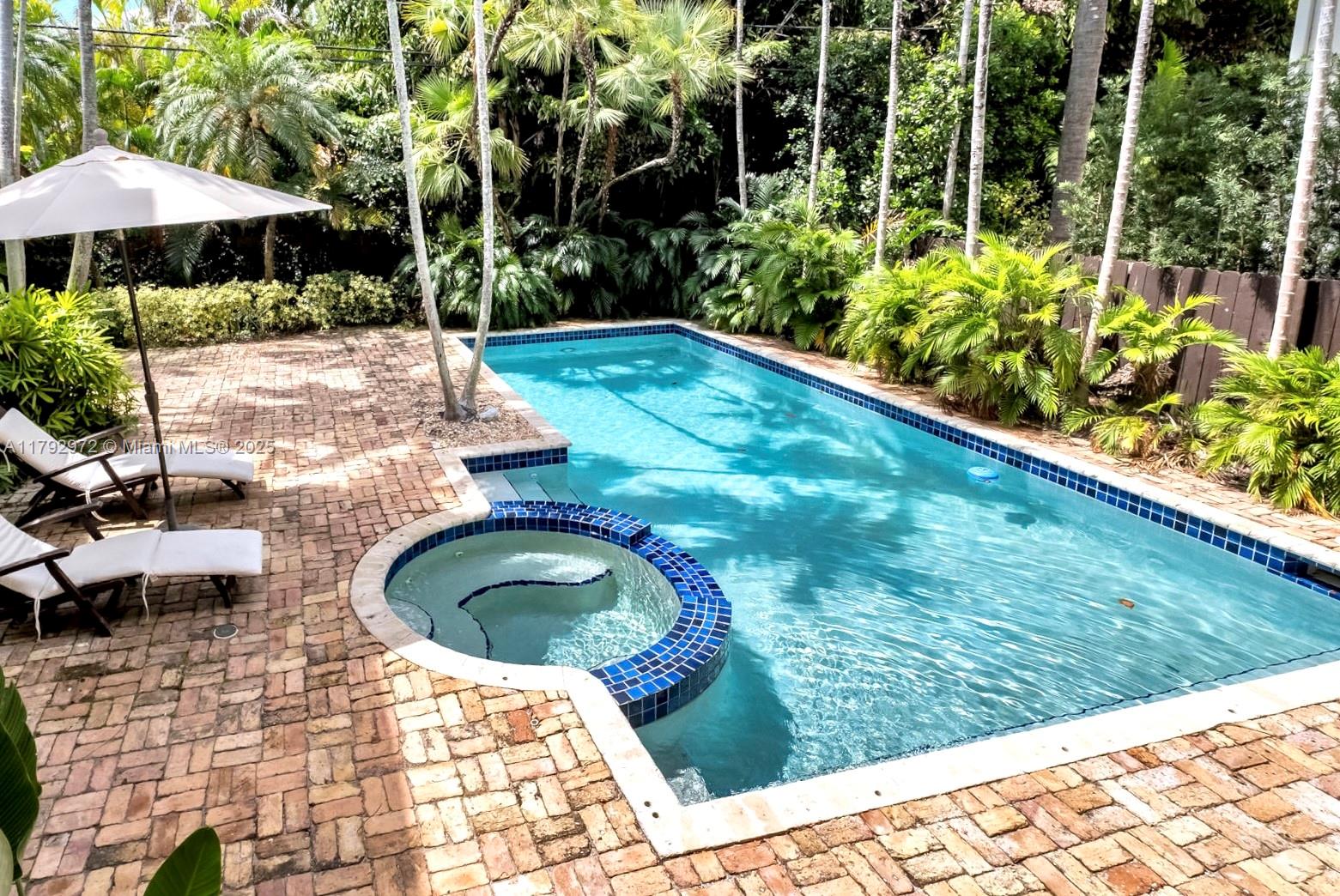 BISCAYNE KEY ESTATES - Residential