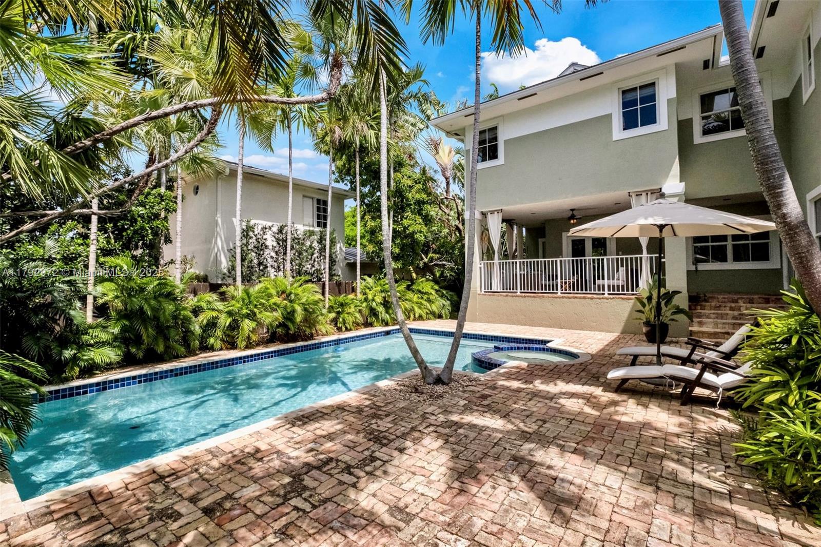 BISCAYNE KEY ESTATES - Residential