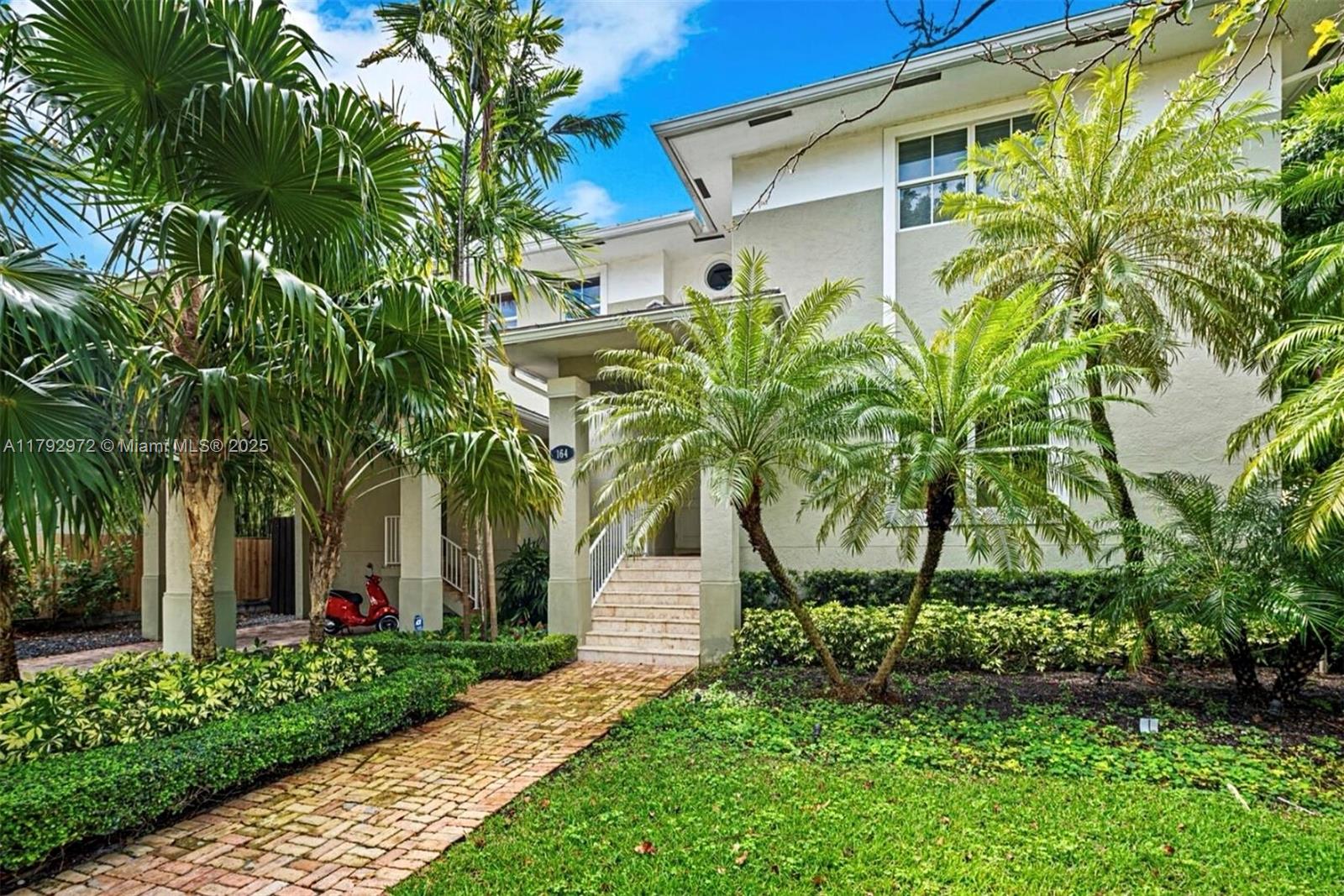 Property for Sale at Address Not Disclosed, Key Biscayne, Miami-Dade County, Florida - Bedrooms: 5 
Bathrooms: 5  - $5,500,000